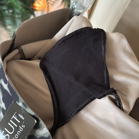 Brand New Miraclesuit Tummy Control Athleisure Leggings Tortoise Shell Green - Picture 15 of 16